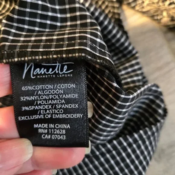 Nanette lepore Black White Gingham Bell Sleeve Blouse Embroidered sz XL Casual - Picture 3 of 7